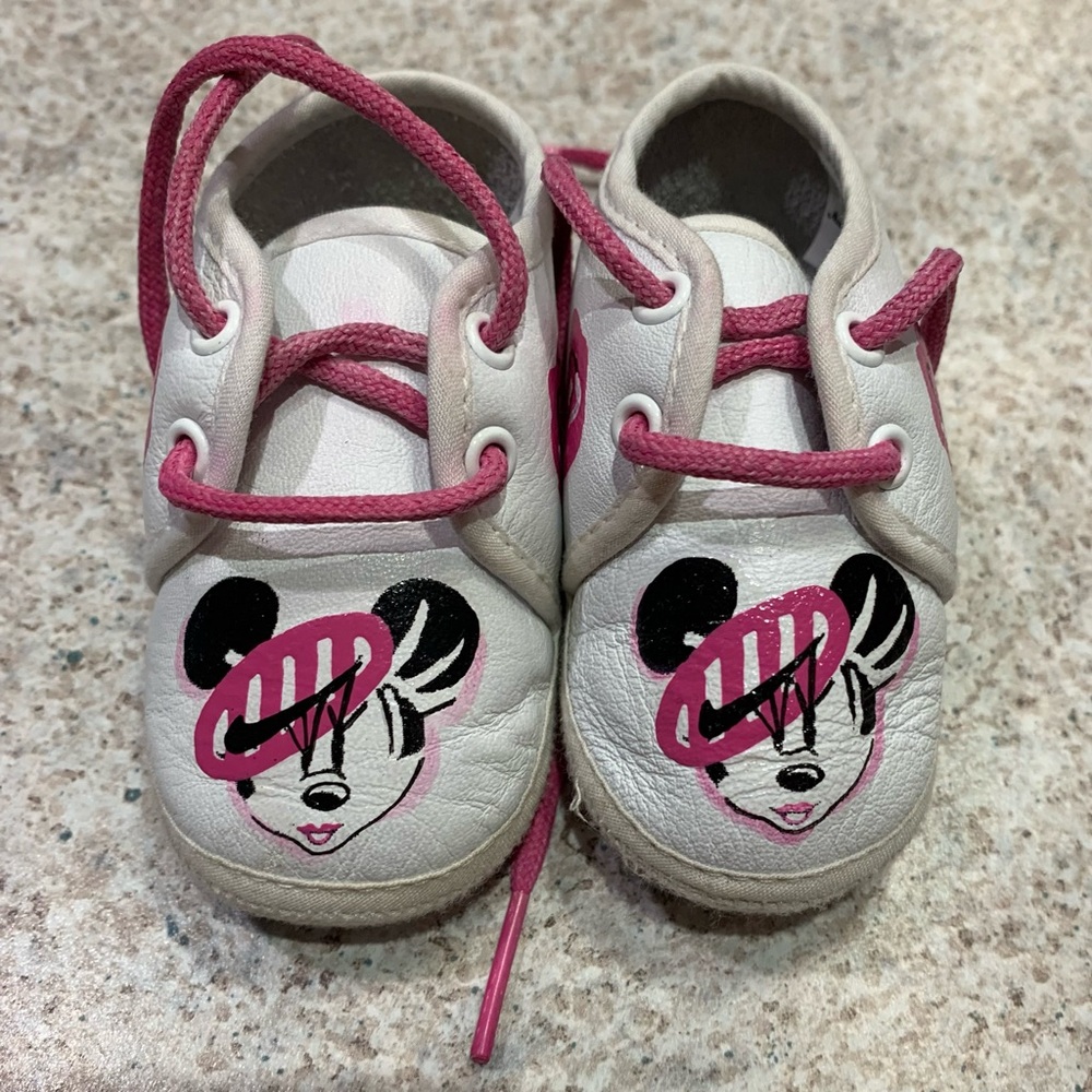 NIB Leather Minnie Infant Shoes